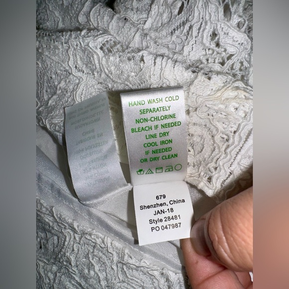 Lilly Pulitzer Nelle White Lace Size 6 EUC - Picture 12 of 12